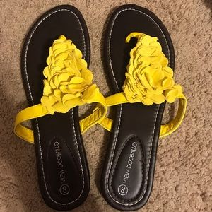 yellow floral beachy sandals NWOT